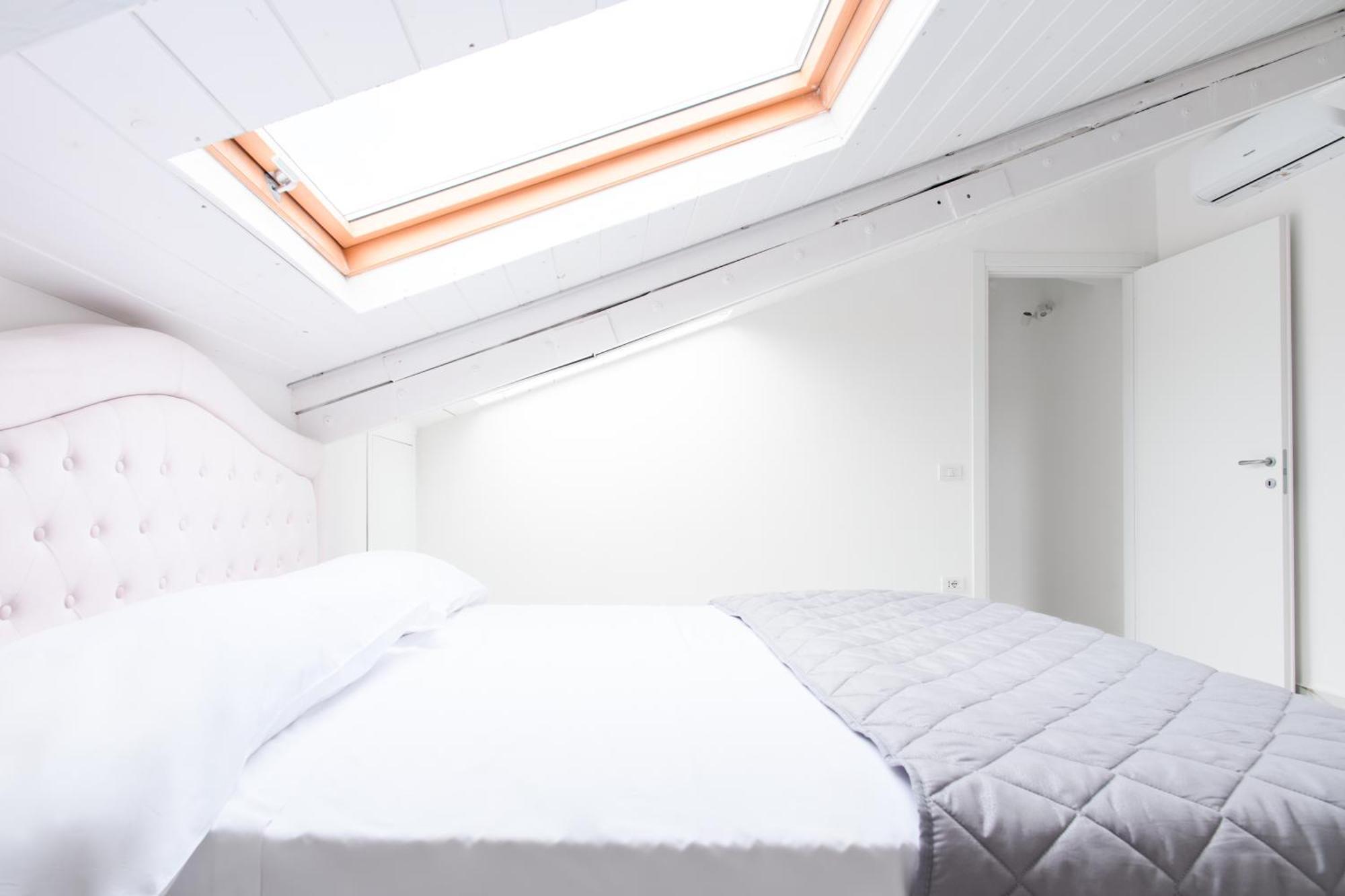 Attico Bella Napoli Aparthotel ภายนอก รูปภาพ