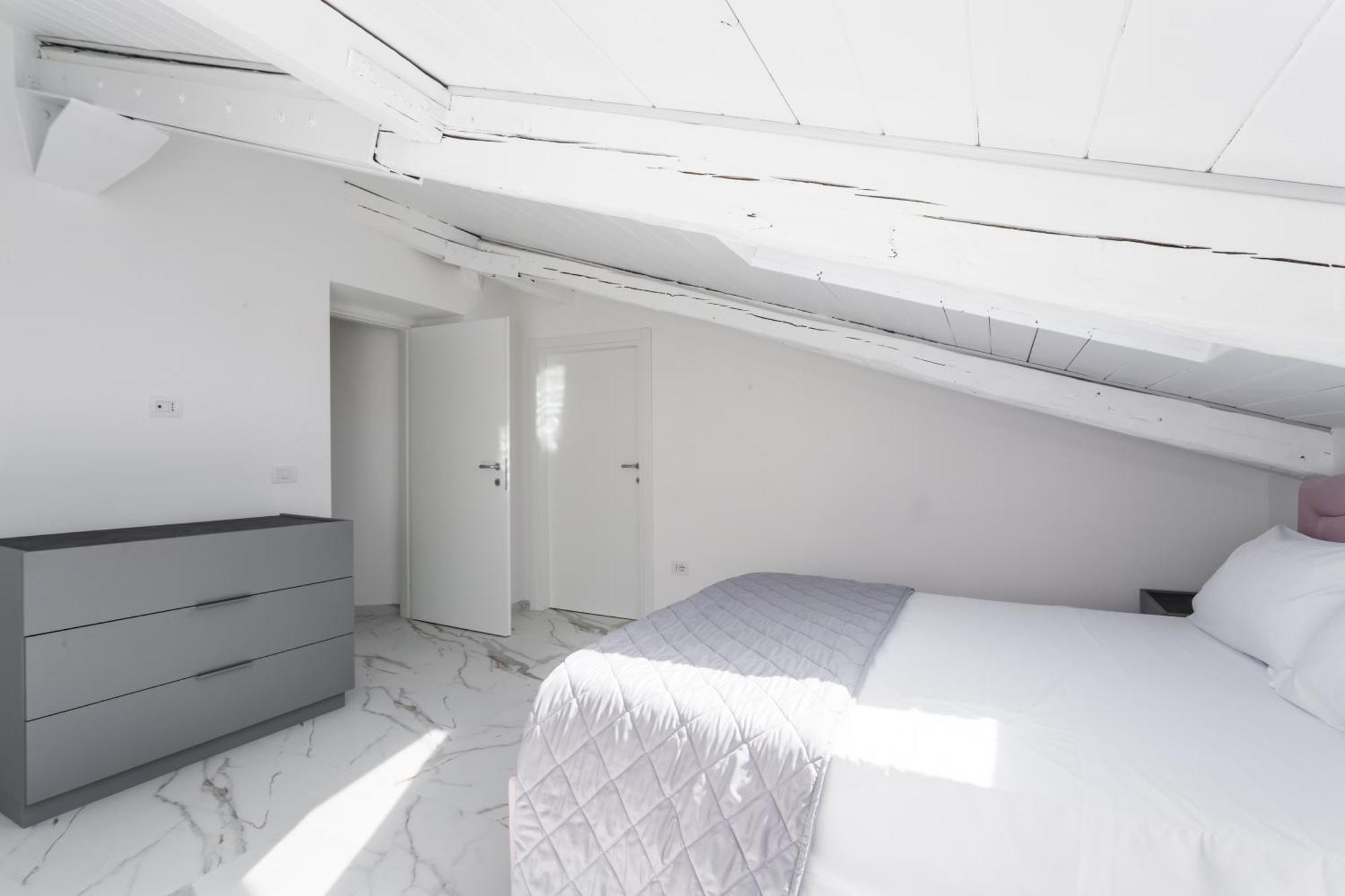Attico Bella Napoli Aparthotel ภายนอก รูปภาพ