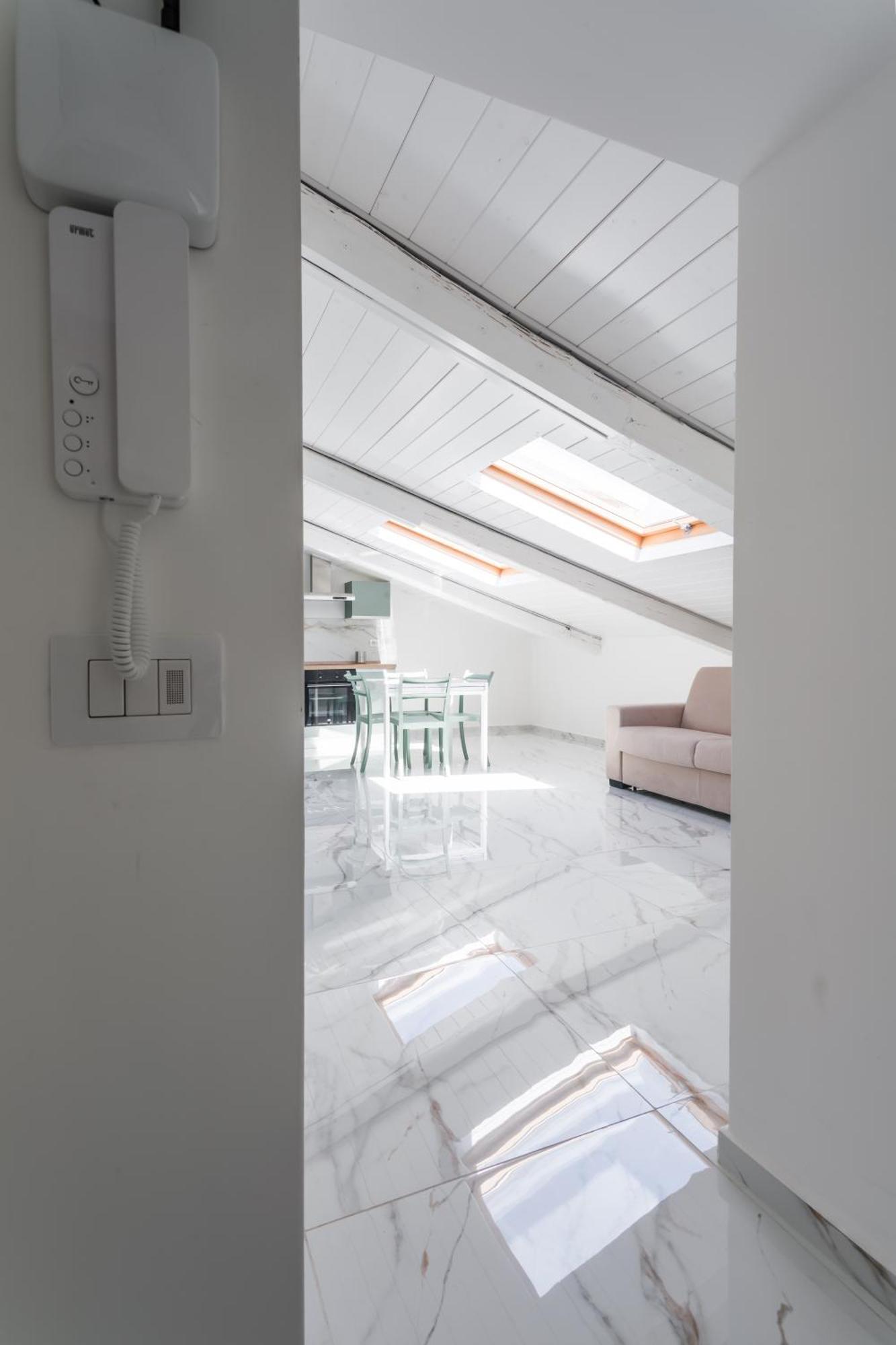 Attico Bella Napoli Aparthotel ภายนอก รูปภาพ