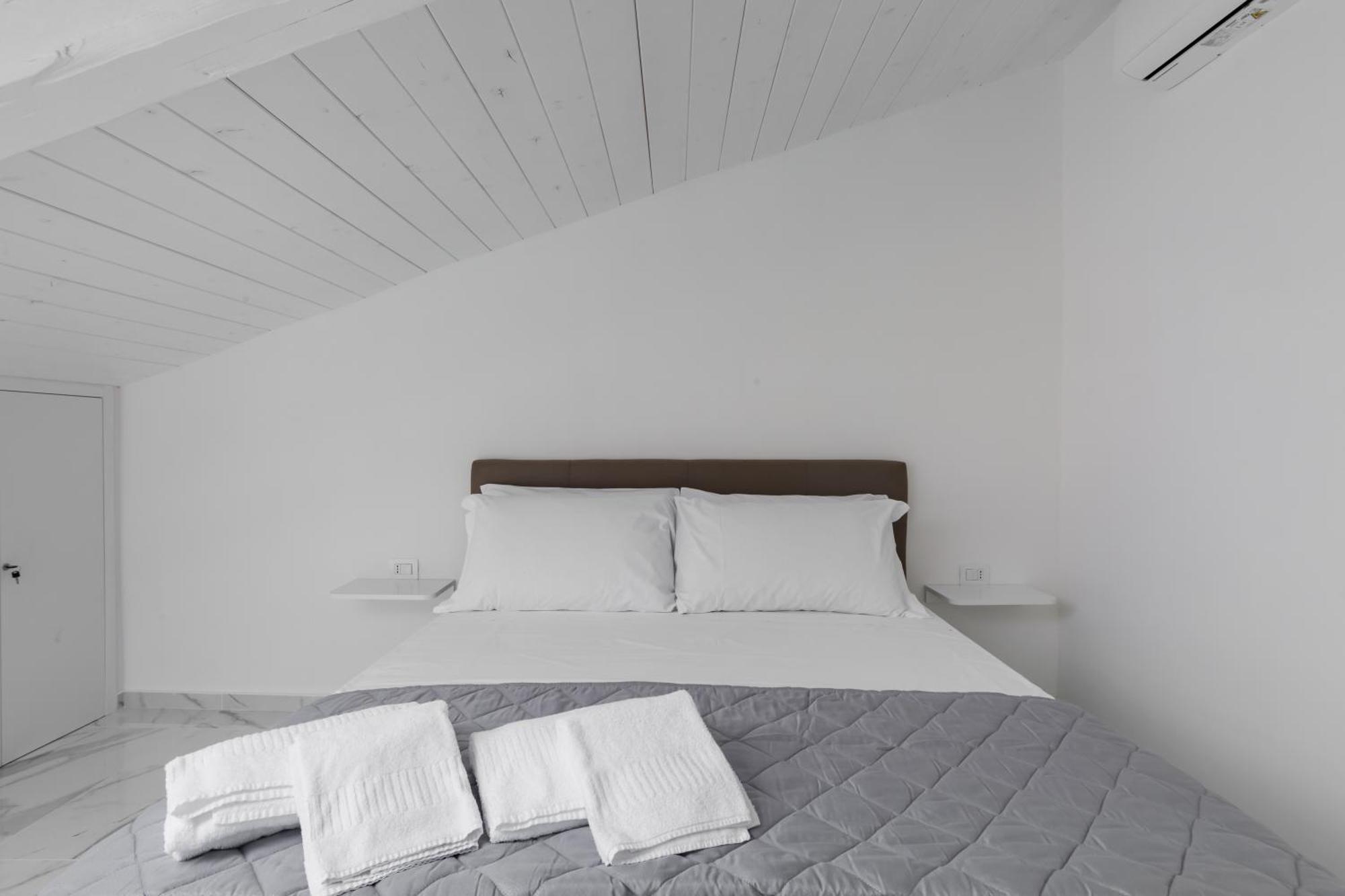 Attico Bella Napoli Aparthotel ภายนอก รูปภาพ